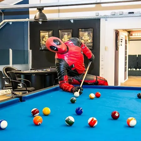 Casino-whirlpool&sauna-kino-indoorbasketballplatz דירה Höhr-Grenzhausen