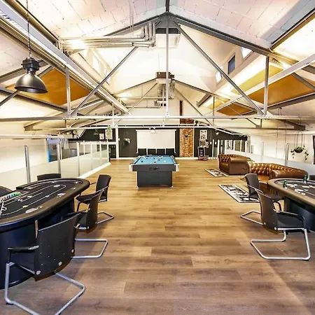 דירה Casino-whirlpool&sauna-kino-indoorbasketballplatz *