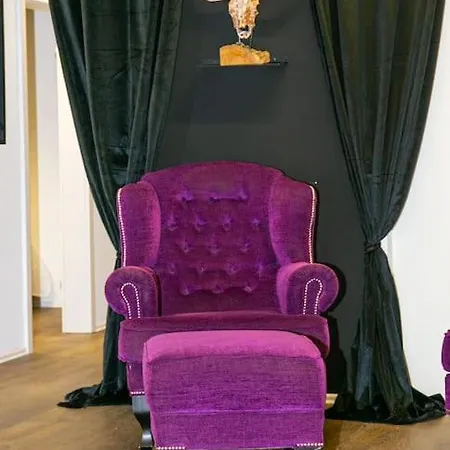 דירה Casino-whirlpool&sauna-kino-indoorbasketballplatz
