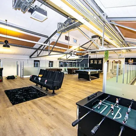 דירה Casino-whirlpool&sauna-kino-indoorbasketballplatz