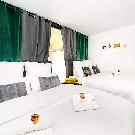 Casino-whirlpool&sauna-kino-indoorbasketballplatz Höhr-Grenzhausen